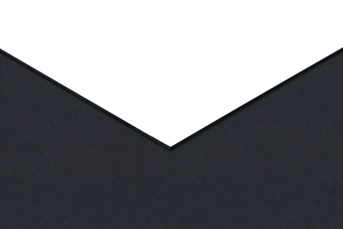 Aluminium Composite Signs, board edge on dark background – printed by Buzz Media